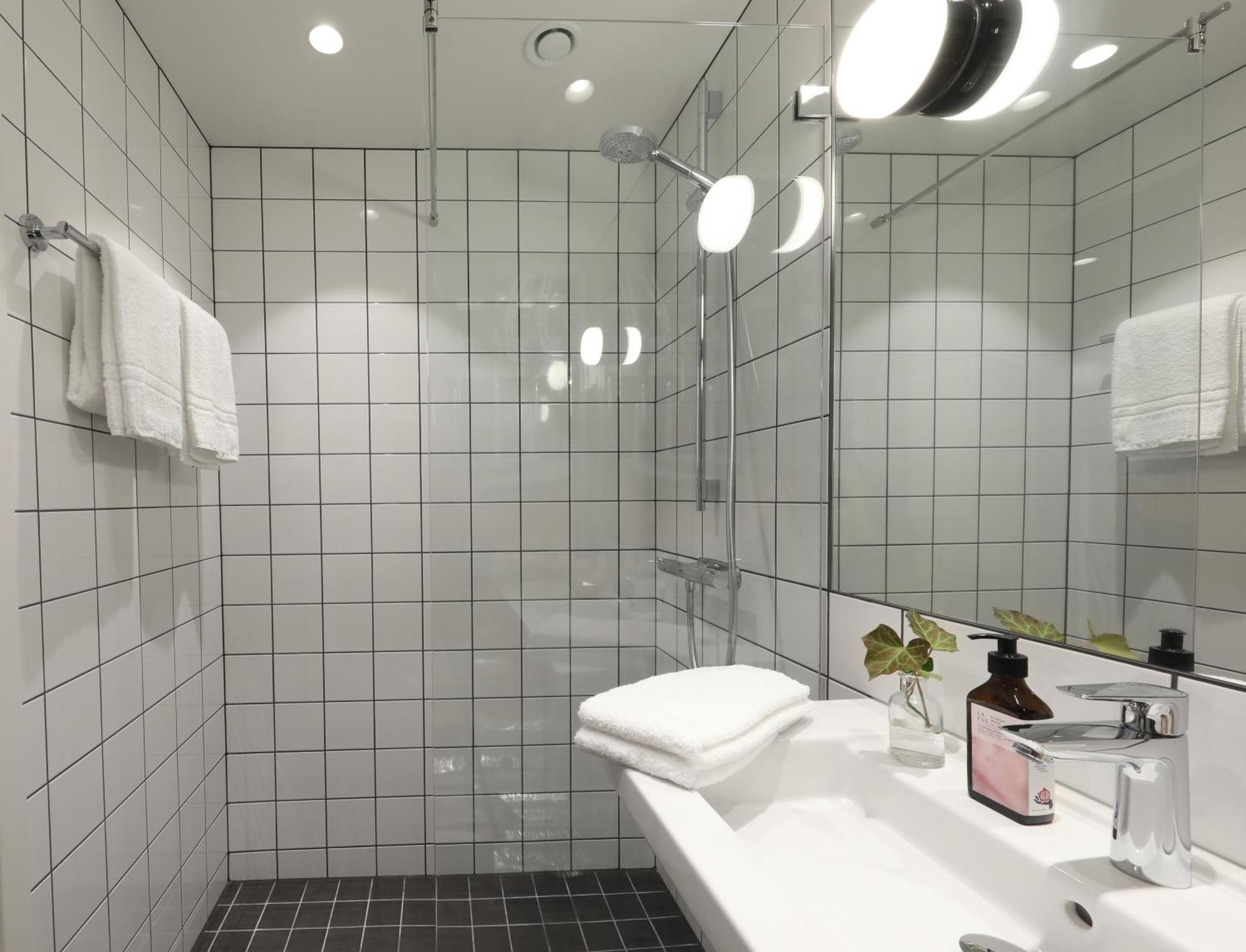 Best Western Plus Ten Hotel Upplands Vasby Exterior photo